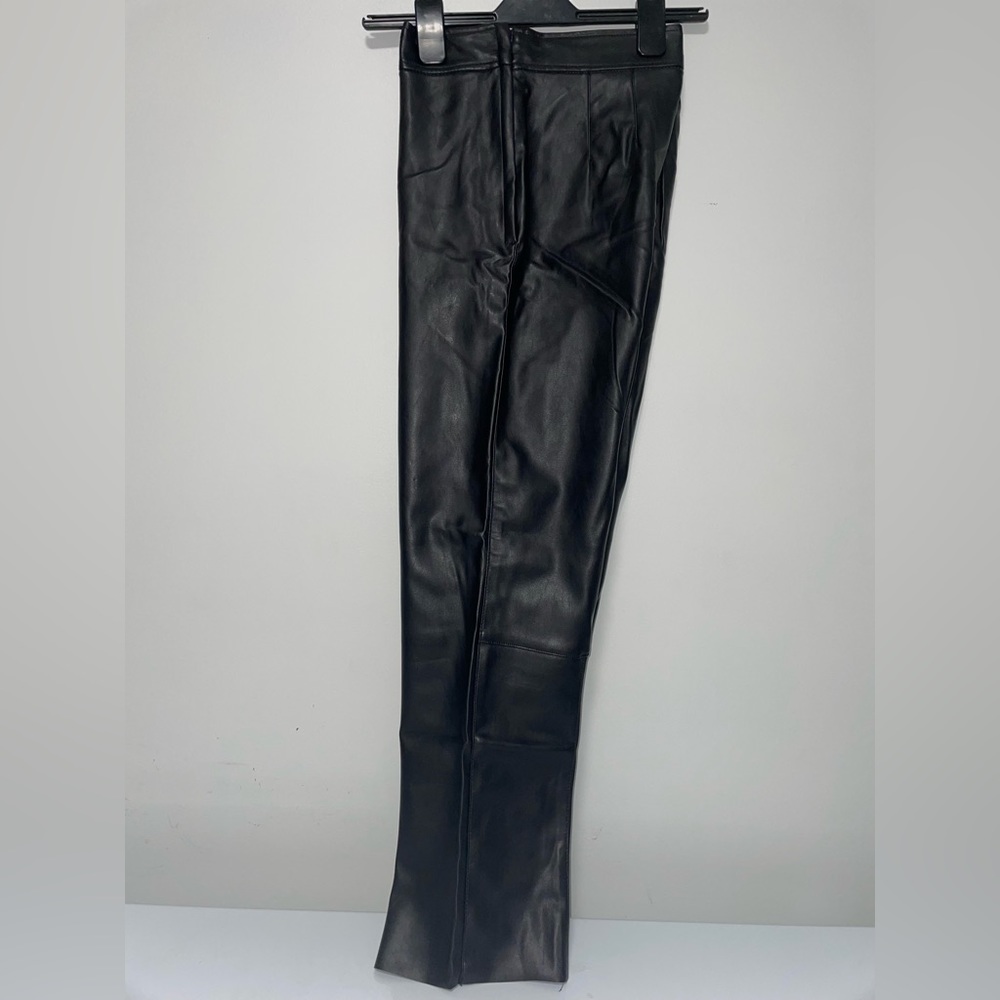 H&M | Black Matte Faux Leather Pants